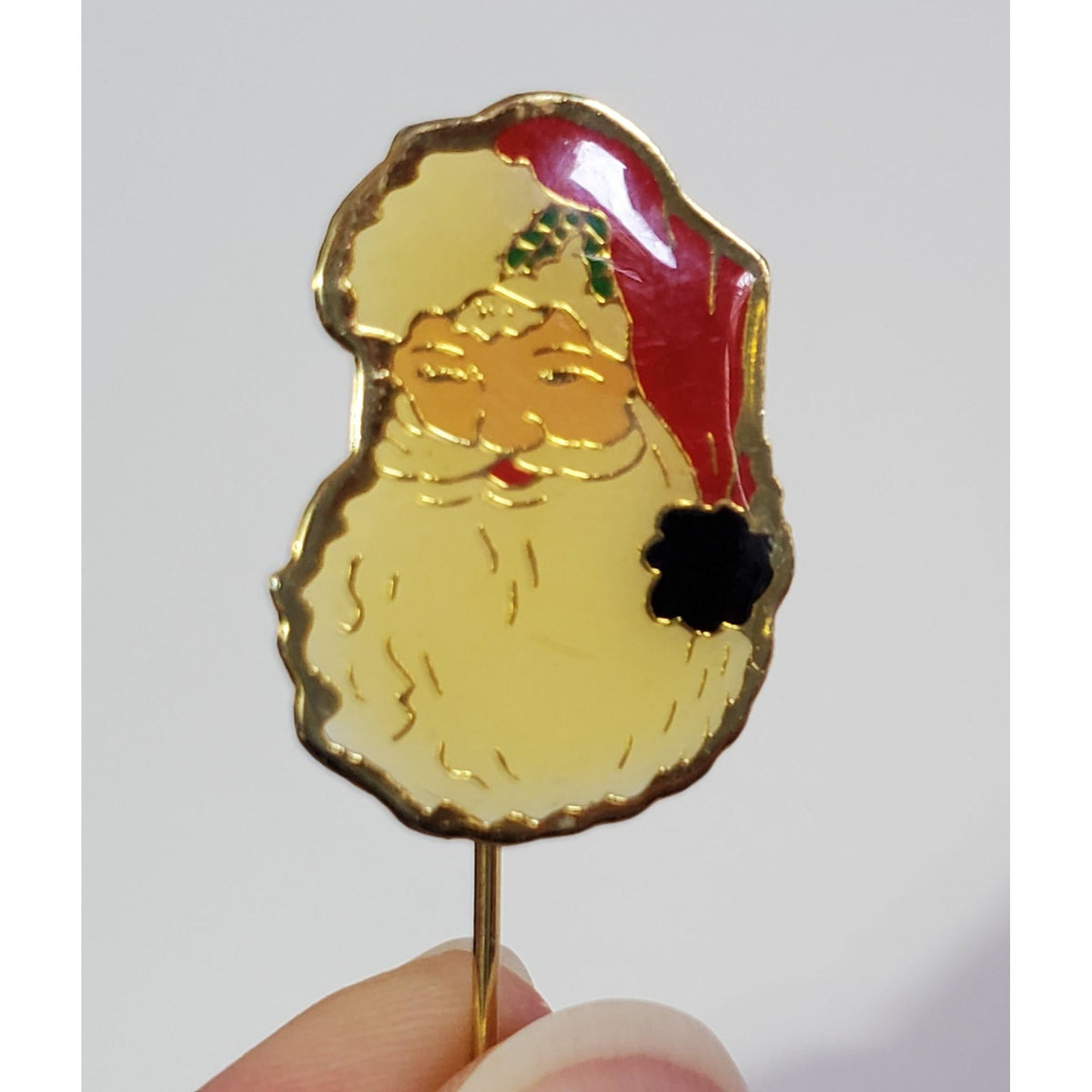 Vintage Gold-tone Santa Claus Hat Stick Pin Christmas Holiday