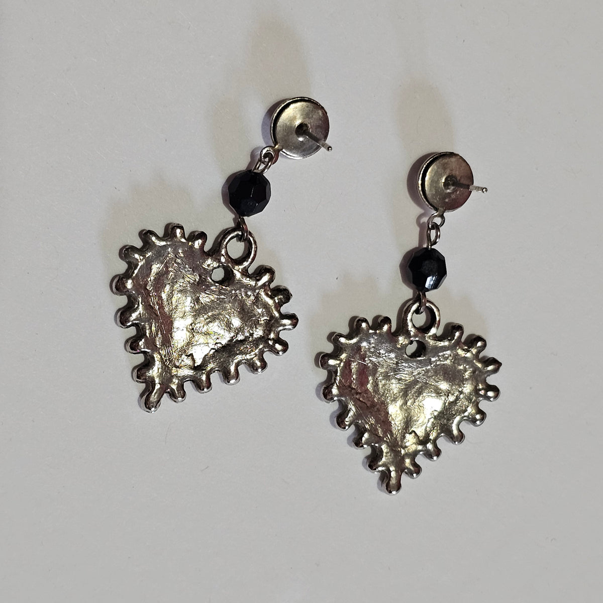Dangle Silver-tone Puffy Heart Gothic Romance 90s Earrings Pierced