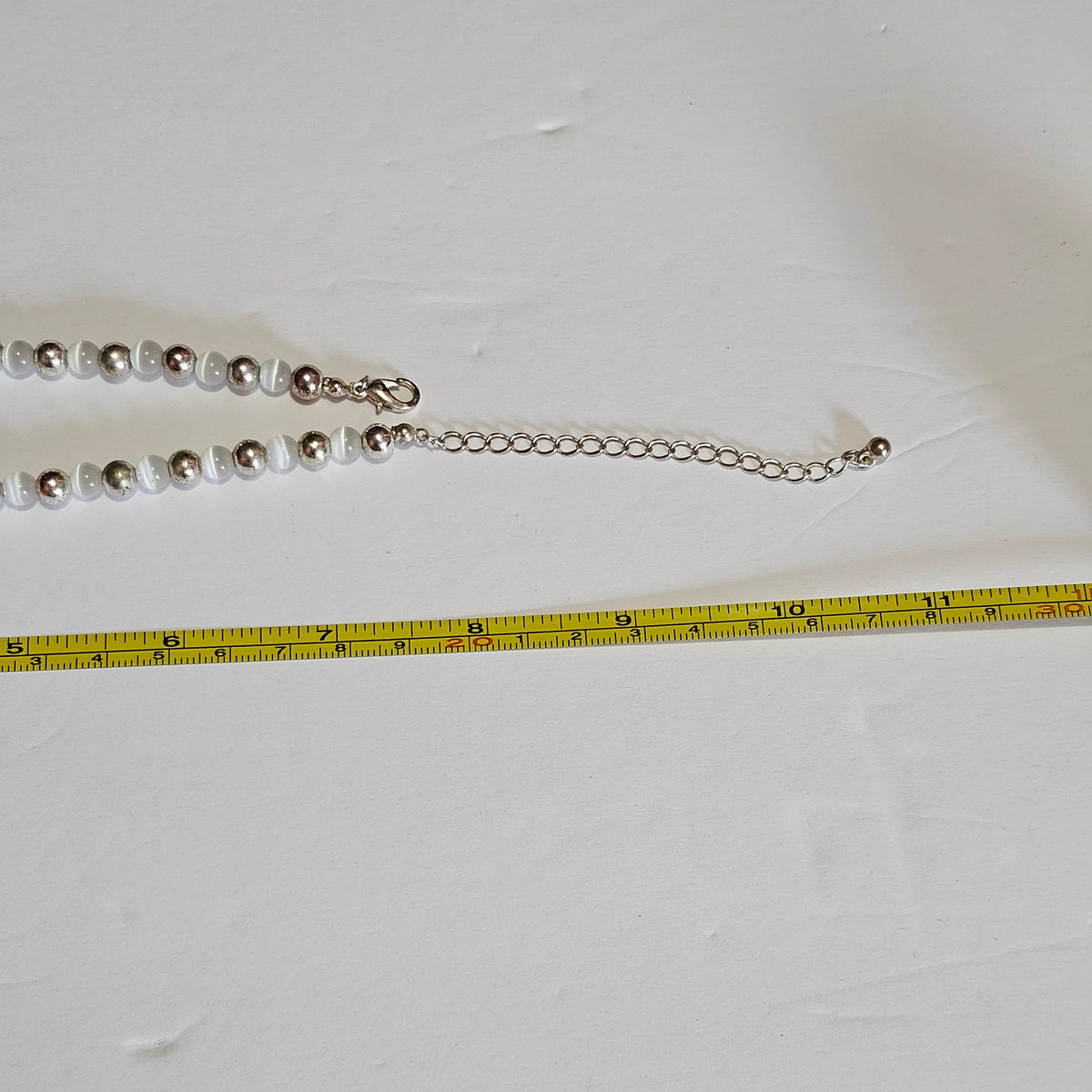 White Moonglow Silver-tone Spacers Beaded Vintage Necklace 90s