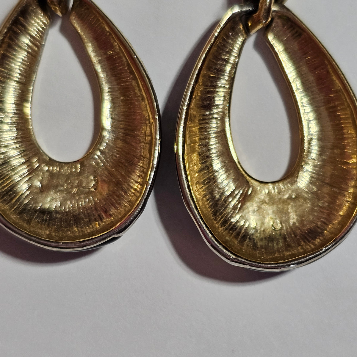 Black Enamel Gold-tone Elegant Hooped Earrings Pierced 2 Pair 90s Vintage
