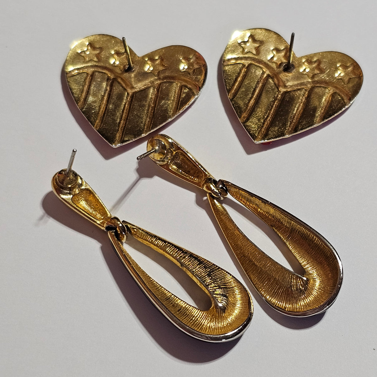 Patriotic Heart Flag Navy Dangle Gold-tone 2 Pair Earrings Pierced 90s Vintage