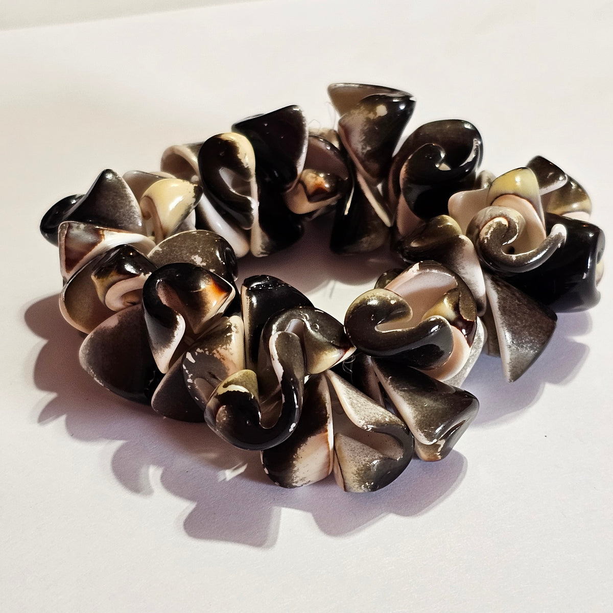 Natural Shell Stretch Bracelet Beachy Coastal Bohemian