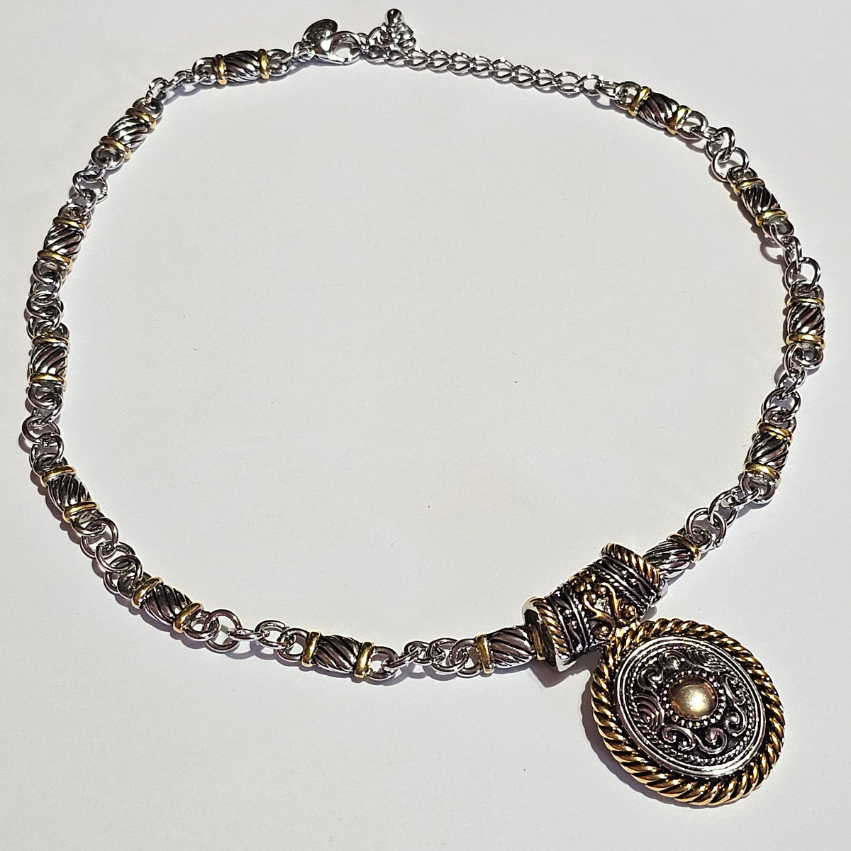 Two-tone Silver Gold Plated Bali Intricate Design Pendant Chain Necklace Vintage Signed Premier Designs