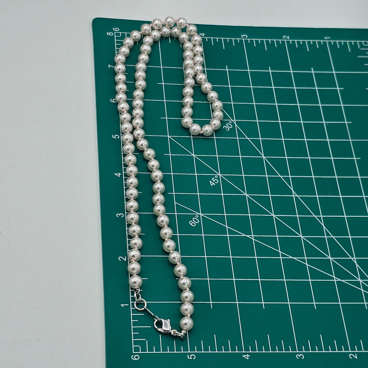 Elegant Light Pink Glass Faux Pearl Necklace 24 in Vintage Romantic Gift Girly