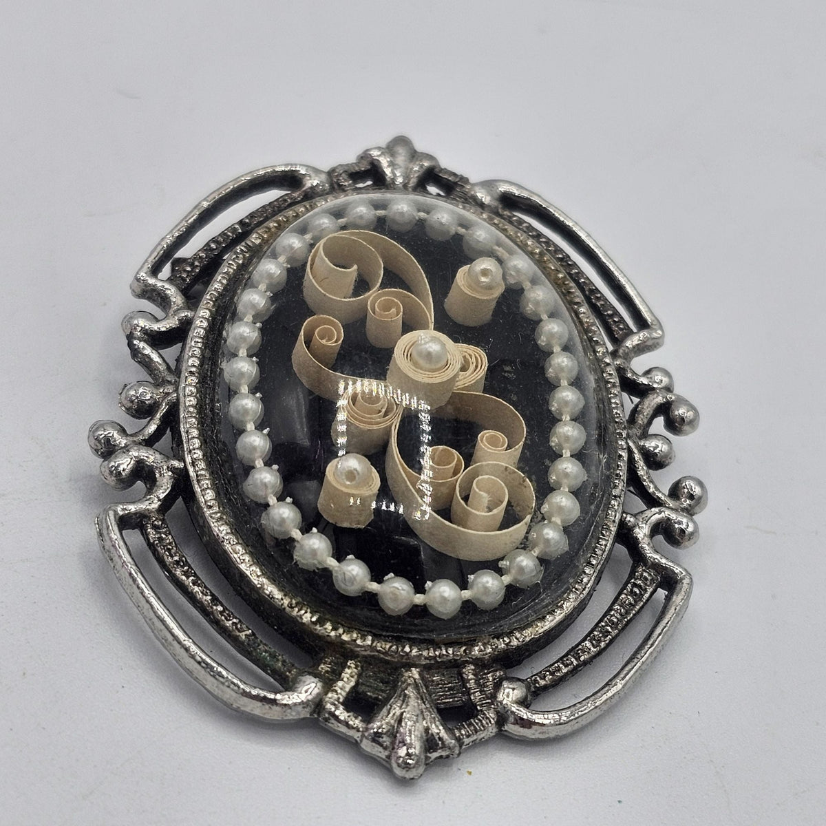 Vintage Handmade Kitty Eshleman Oval Brooch Filigree Paper Scrolls Glass Dome