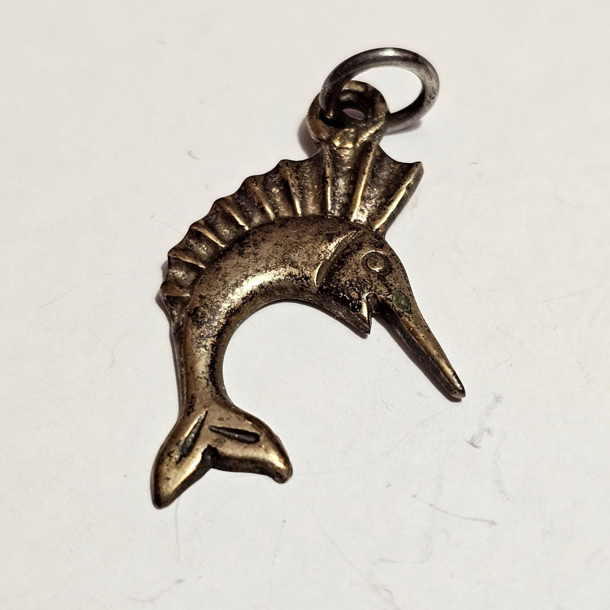 (715) Sterling Silver Vintage Swordfish Pendant Charm 2.85g