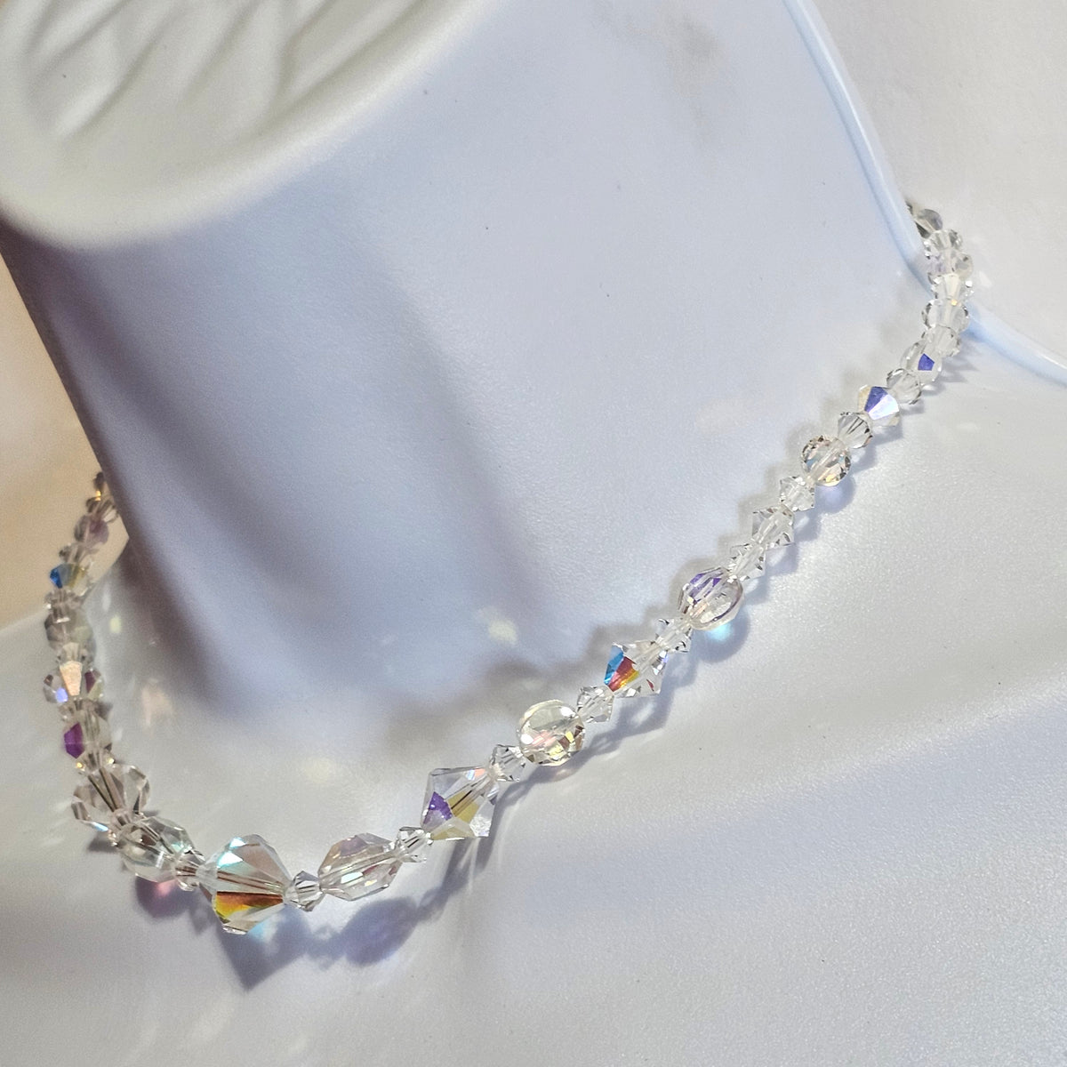 Faceted Crystal Aurora Borealis Translucent Clear Foil Beaded Choker Necklace Vintage