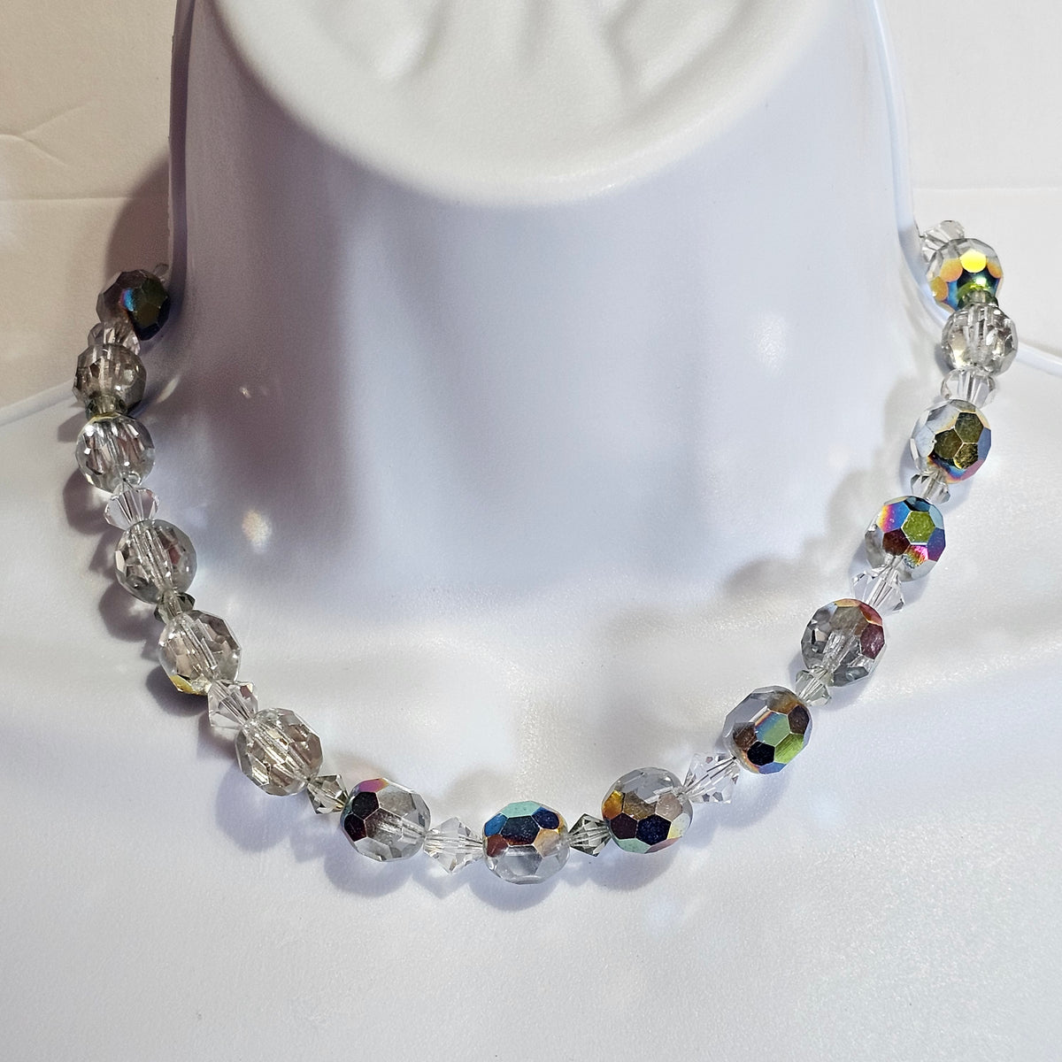 Beautiful Aurora Borealis Foiled Glass Faceted Beaded Necklace Vintage
