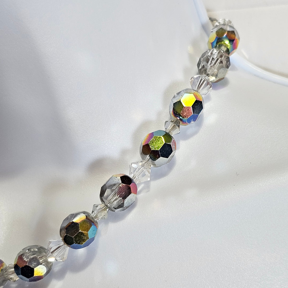 Beautiful Aurora Borealis Foiled Glass Faceted Beaded Necklace Vintage