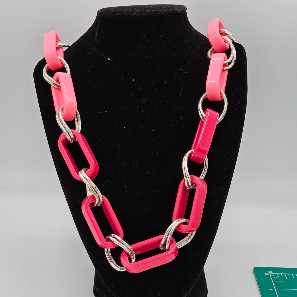 Hara Juku Pink Silver Acrylic Big Chunky Chain Link Necklace Punk Princess Barbiecore