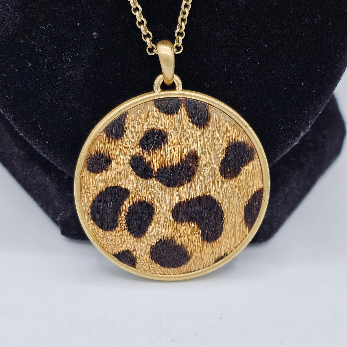 Lucky Brand Long Chain Faux Fur Spotted Brown Animal Print Pendant Boho Cougar Necklace