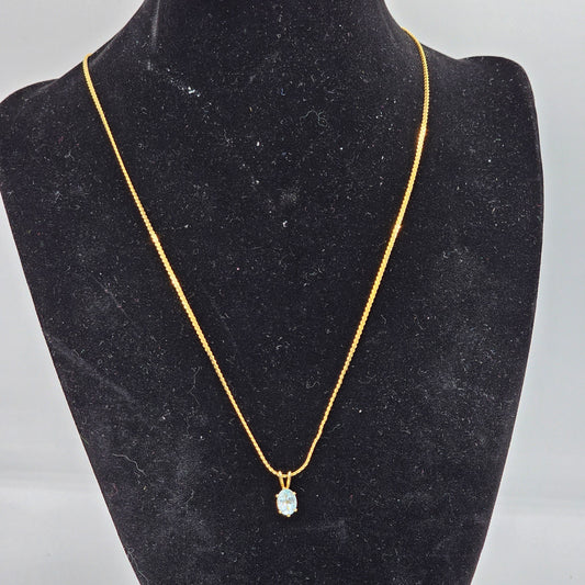 Lovely Aquamarine Blue Oval Glass Stone Pendant Gold-tone Chain Necklace Vintage