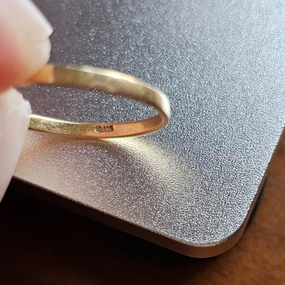 * 14k Yellow Gold Band Filigree Heart Dangle Womens Ring Sz 6