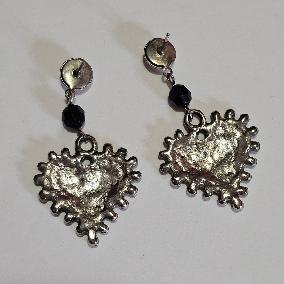 Dangle Silver-tone Puffy Heart Gothic Romance 90s Earrings Pierced