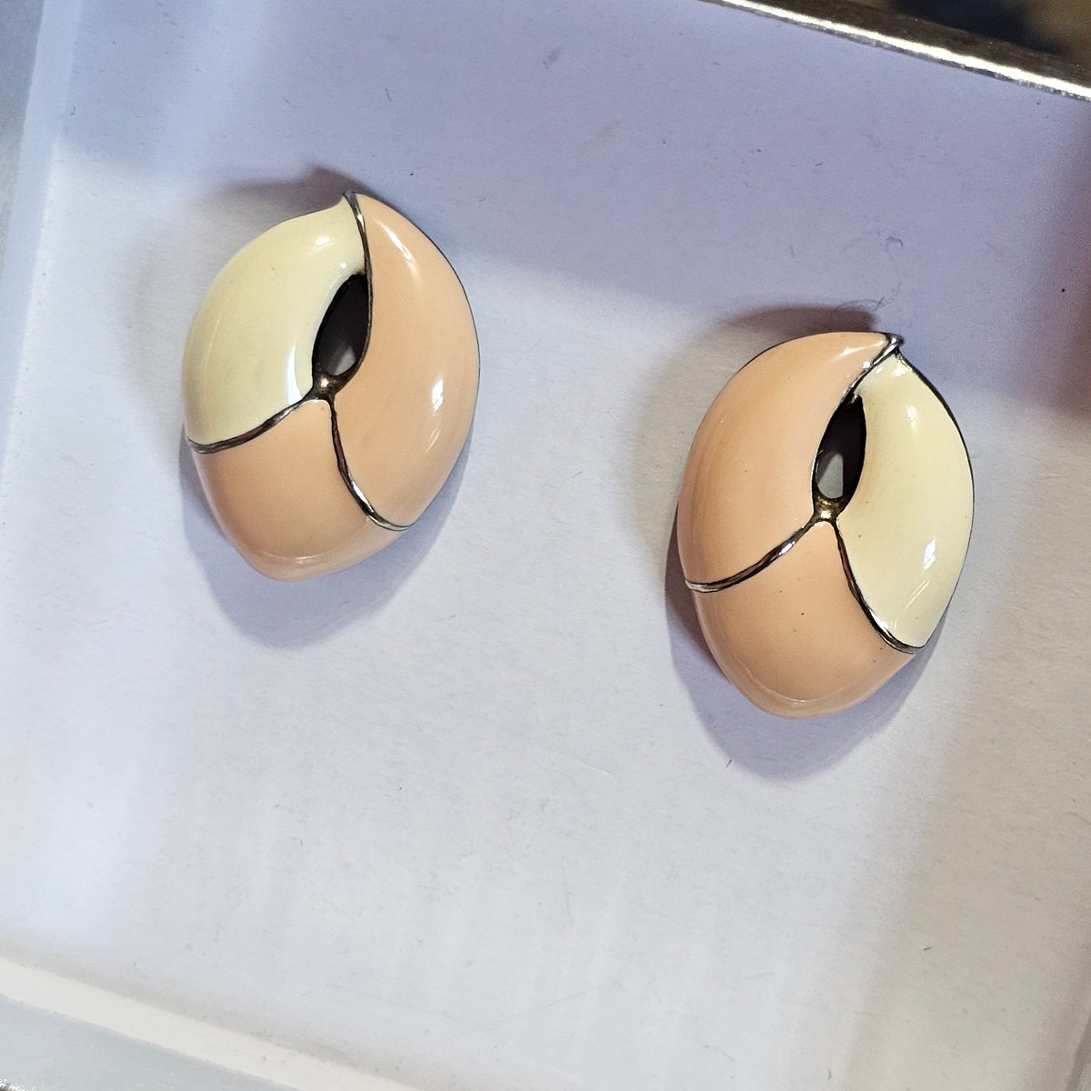Designer Style 80s Beige Enamel Earrings Pierced Vintage