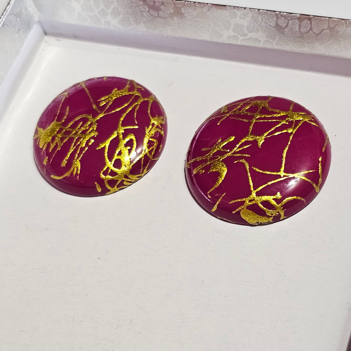 Fuchsia Round Gold Splatter Pierced Earrings 90s Y2K Vintage