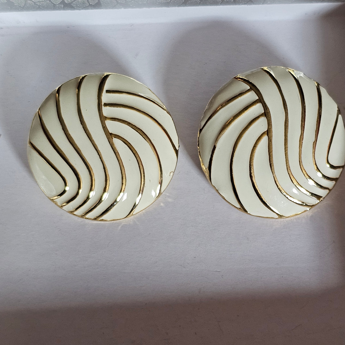 Cream Enamel Swirl Gold Accent Napier Signed Earrings Vintage Pierced
