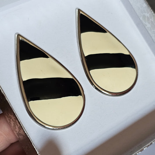 Black Cream Enamel Big Teardrop Pierced Earrings 80s Striped