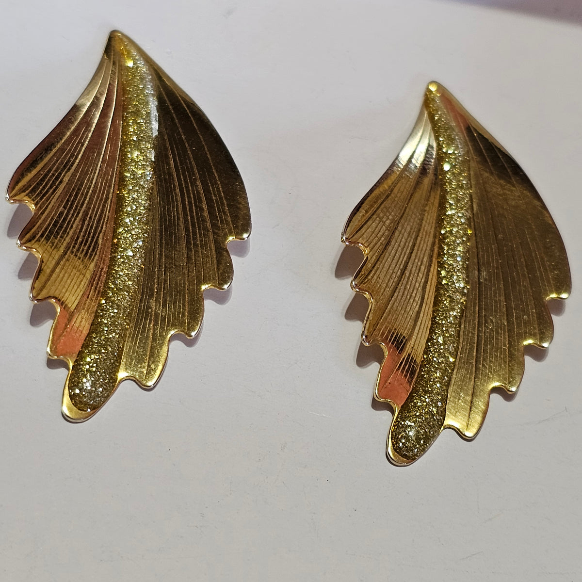 80s Designer Runway Gold-tone Fan Drop Earrings Vintage Pierced
