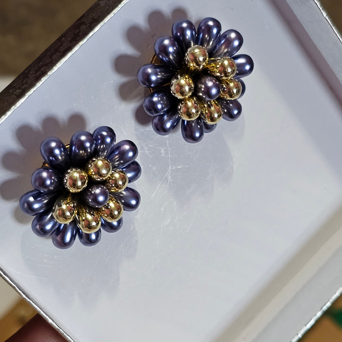 Beautiful Blue Gold Floral Beaded Cluster Pierced Earrings Vintage