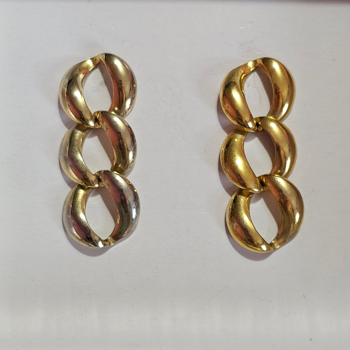 Gold-tone Ringlet Dangle Pierced Earrings Vintage 90s