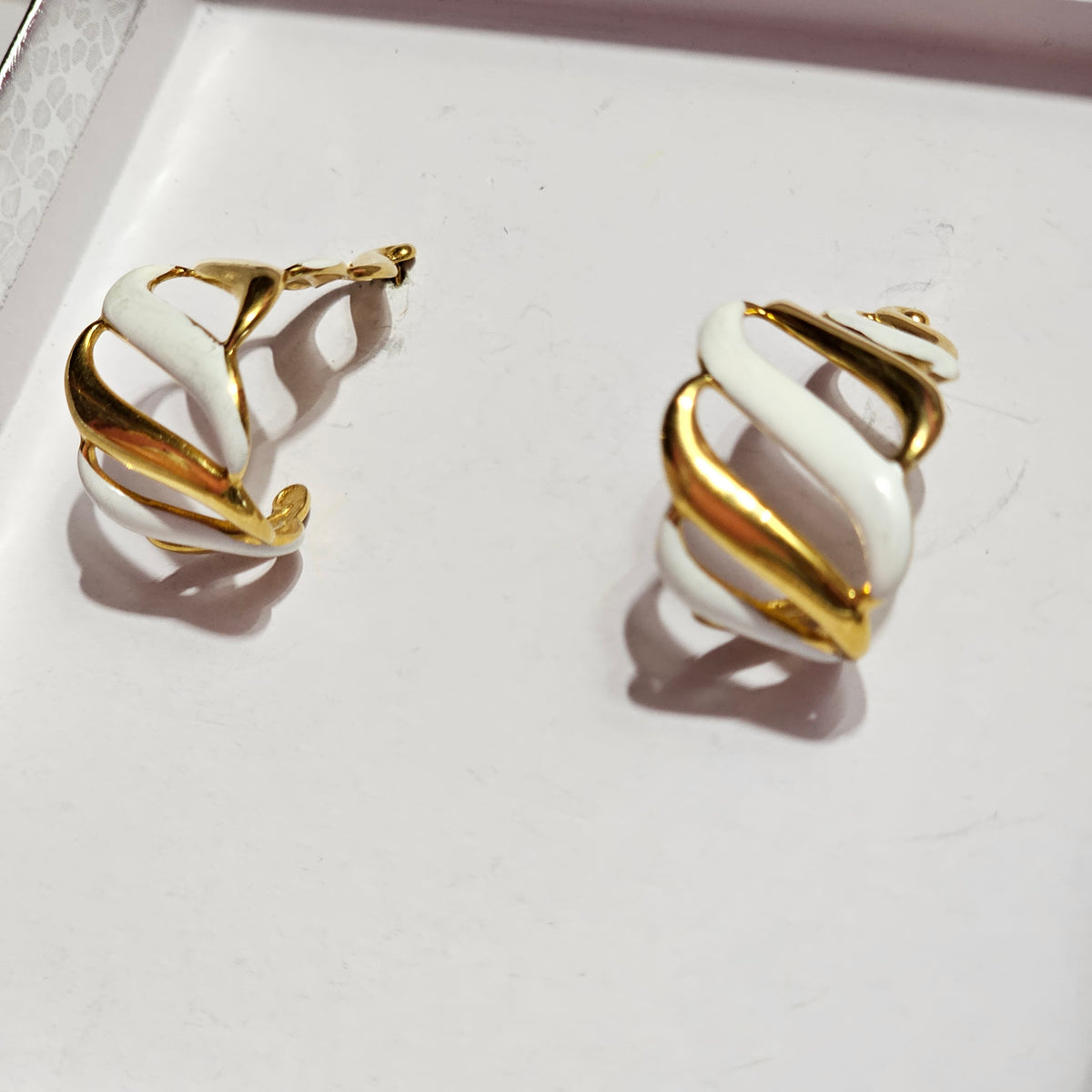 Gold-tone White Enamel Drop Pierced Classic 90s Vintage Earrings