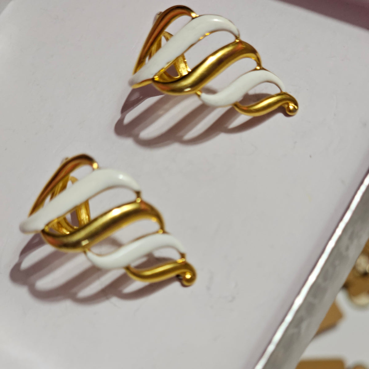 Gold-tone White Enamel Drop Pierced Classic 90s Vintage Earrings