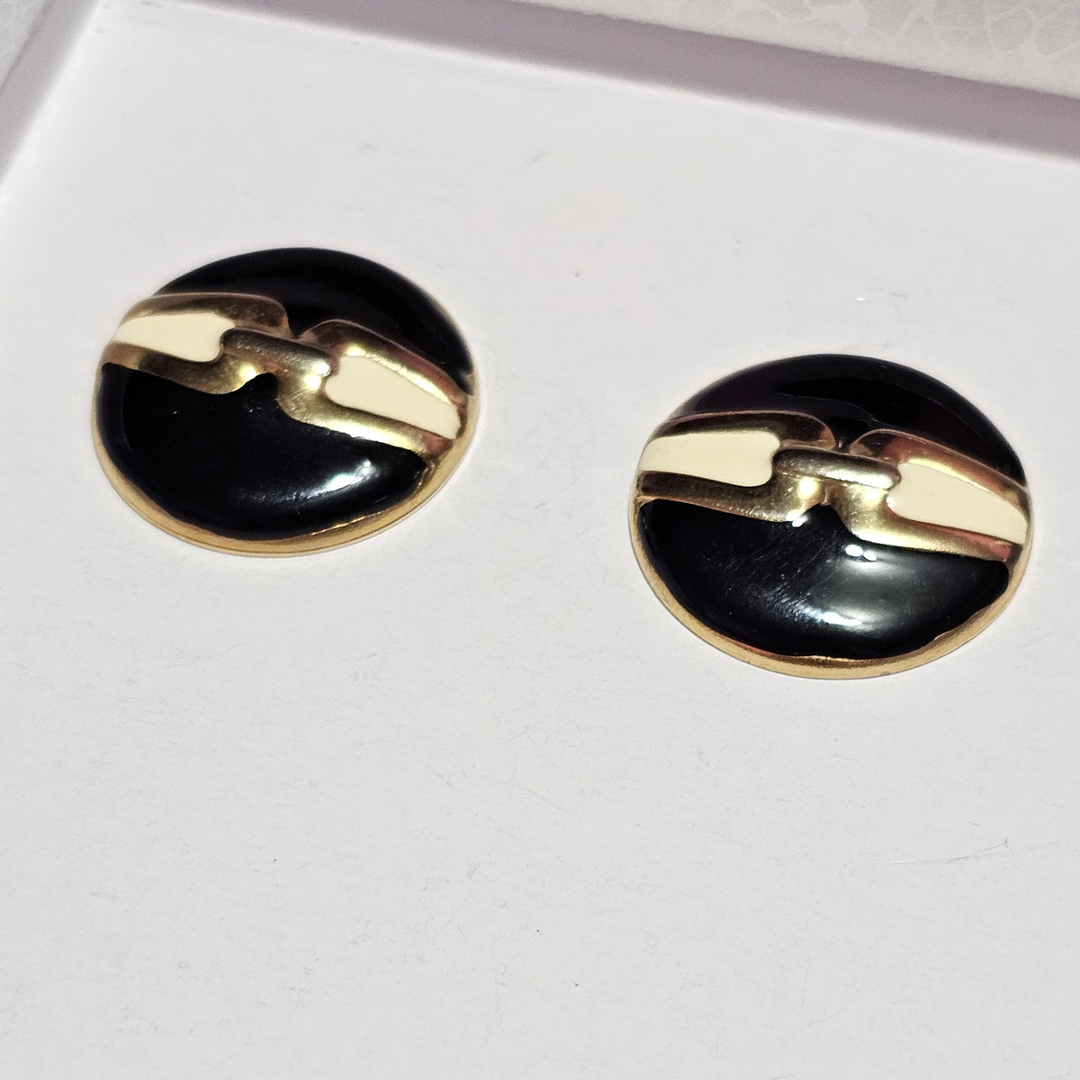 Round Button Buckle Black Gold-tone Round Pierced Earrings 90s