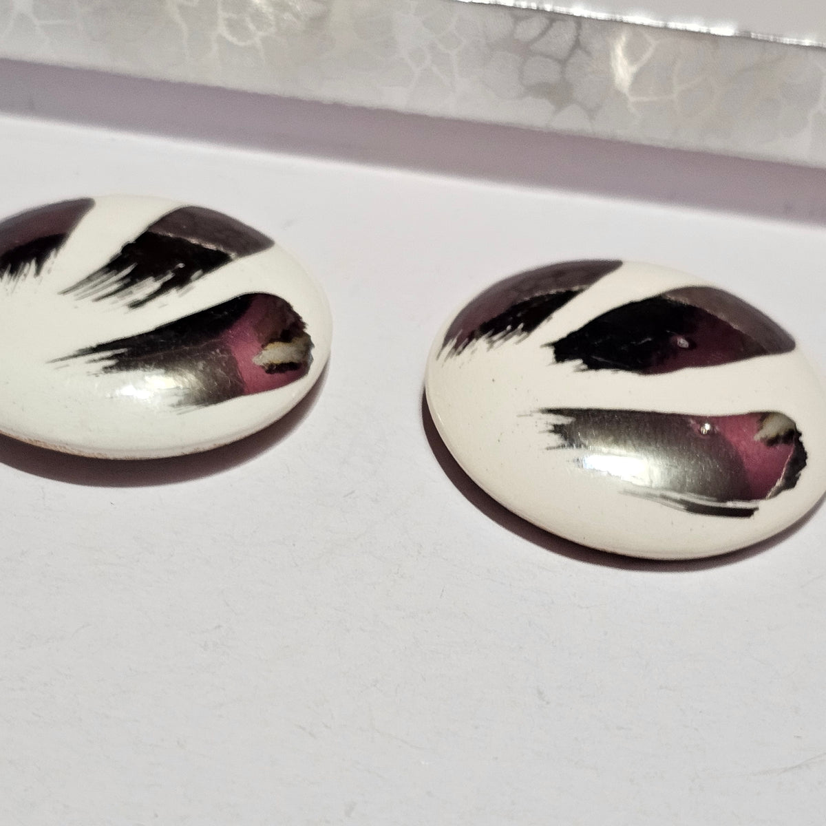 Round White Button Silver-tone Abstract Painted Pierced Earrings Vintage