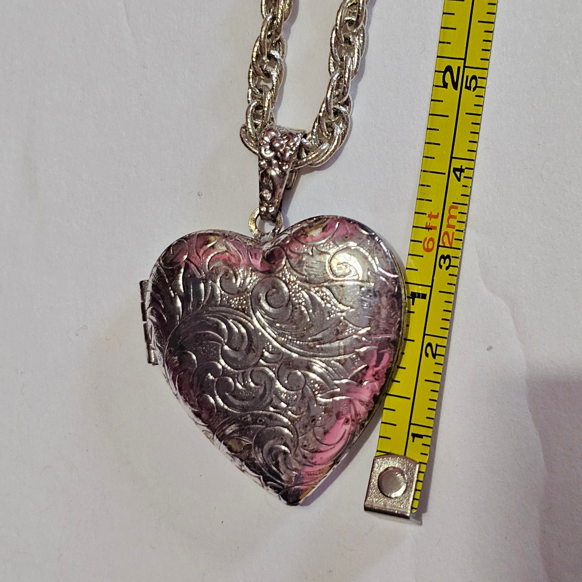 Engraved Swirl Floral Puffy Silver-tone Heart Long Chain 1928 Necklace 90s Vintage