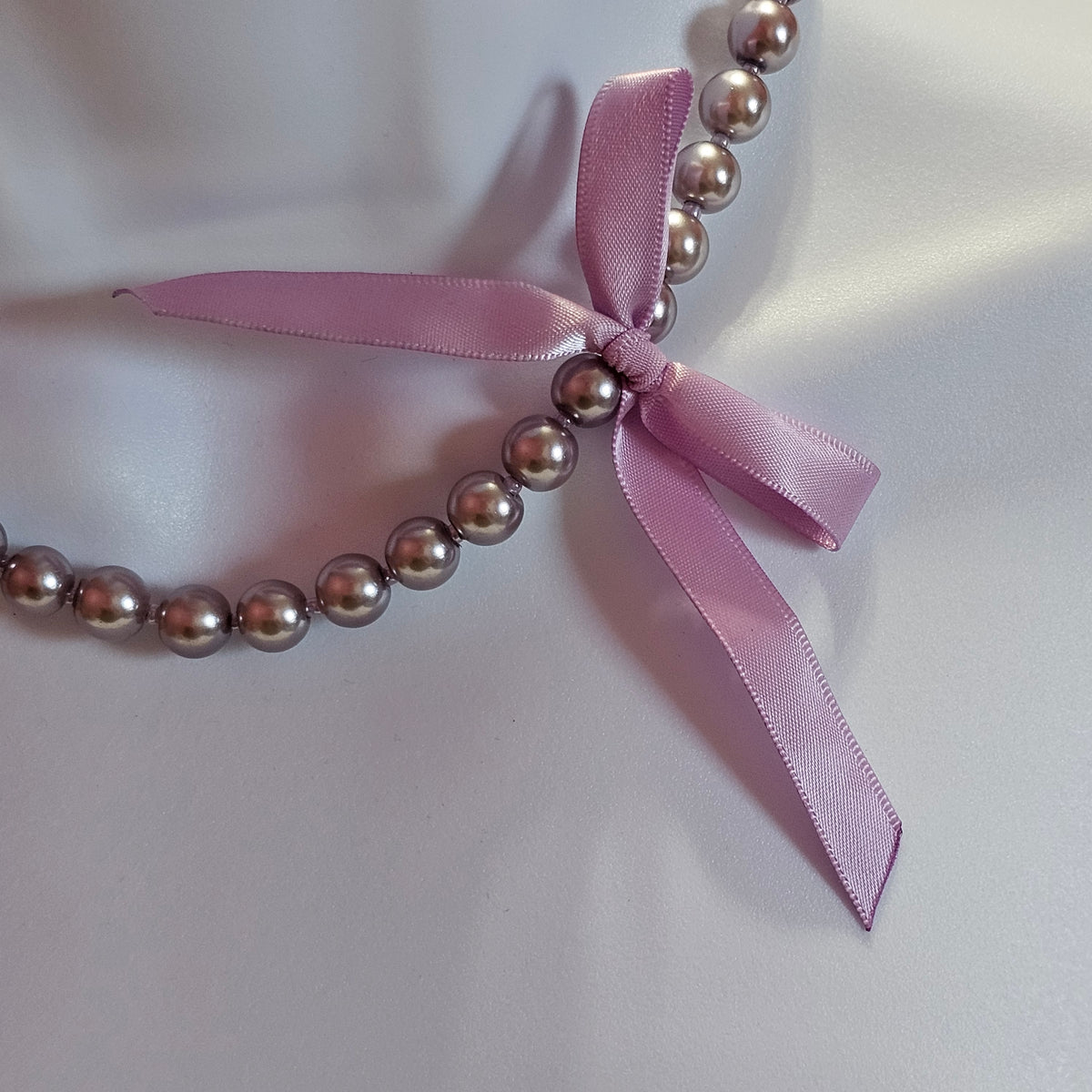 Lavender Purple Faux Pearl Glass Beads Ribbon 90s Necklace Preppy Coquette Vintage