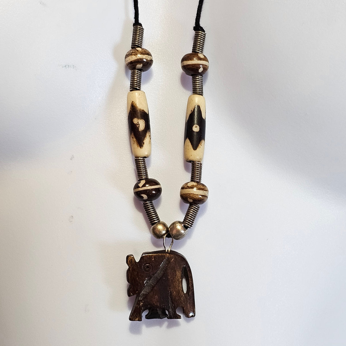 Carved Wood Bone Brown Beaded Elephant Bohemian Ethnic 90s Necklace Artisan