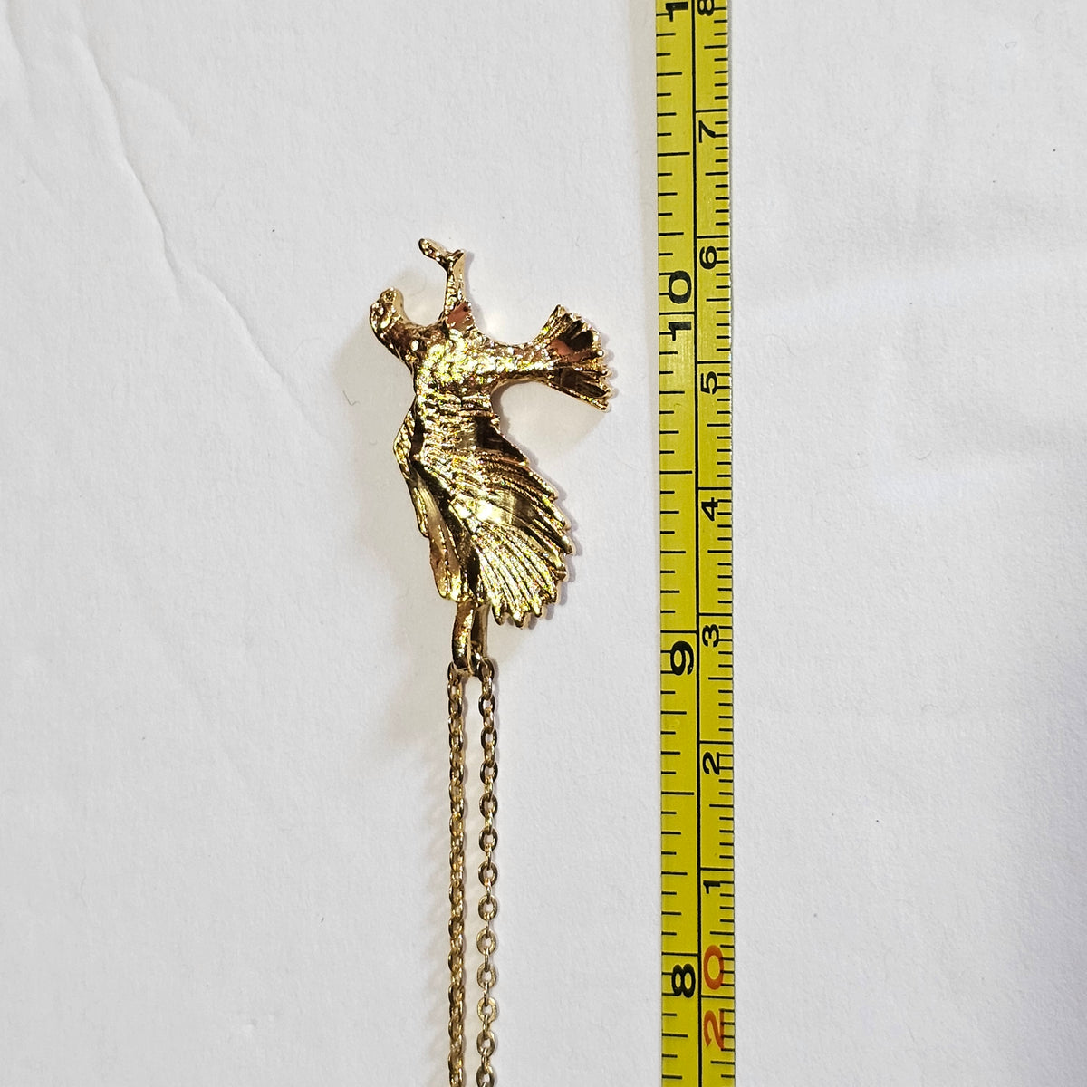 Gold-tone Diamond Cut Carved Soaring Eagle Pendant Chain Necklace Vintage