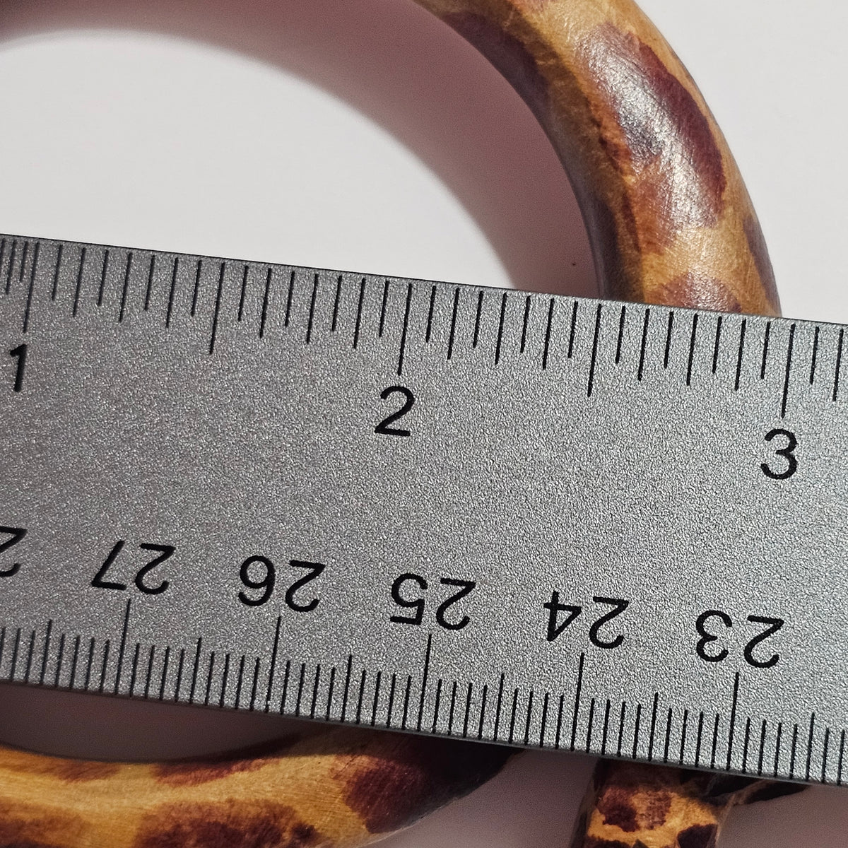 Carved Wooden Spotted Giraffe Bangle Bracelet Vintage Boho