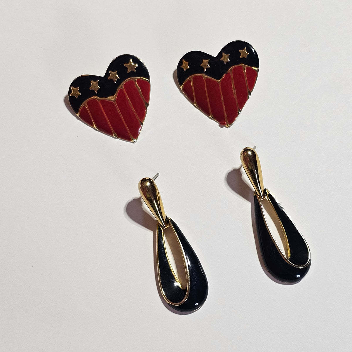 Patriotic Heart Flag Navy Dangle Gold-tone 2 Pair Earrings Pierced 90s Vintage
