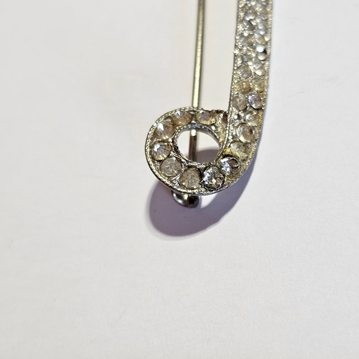 Paste Rhinestone Pot Metal Art Deco C-clasp Vintage Safety Pin Brooch