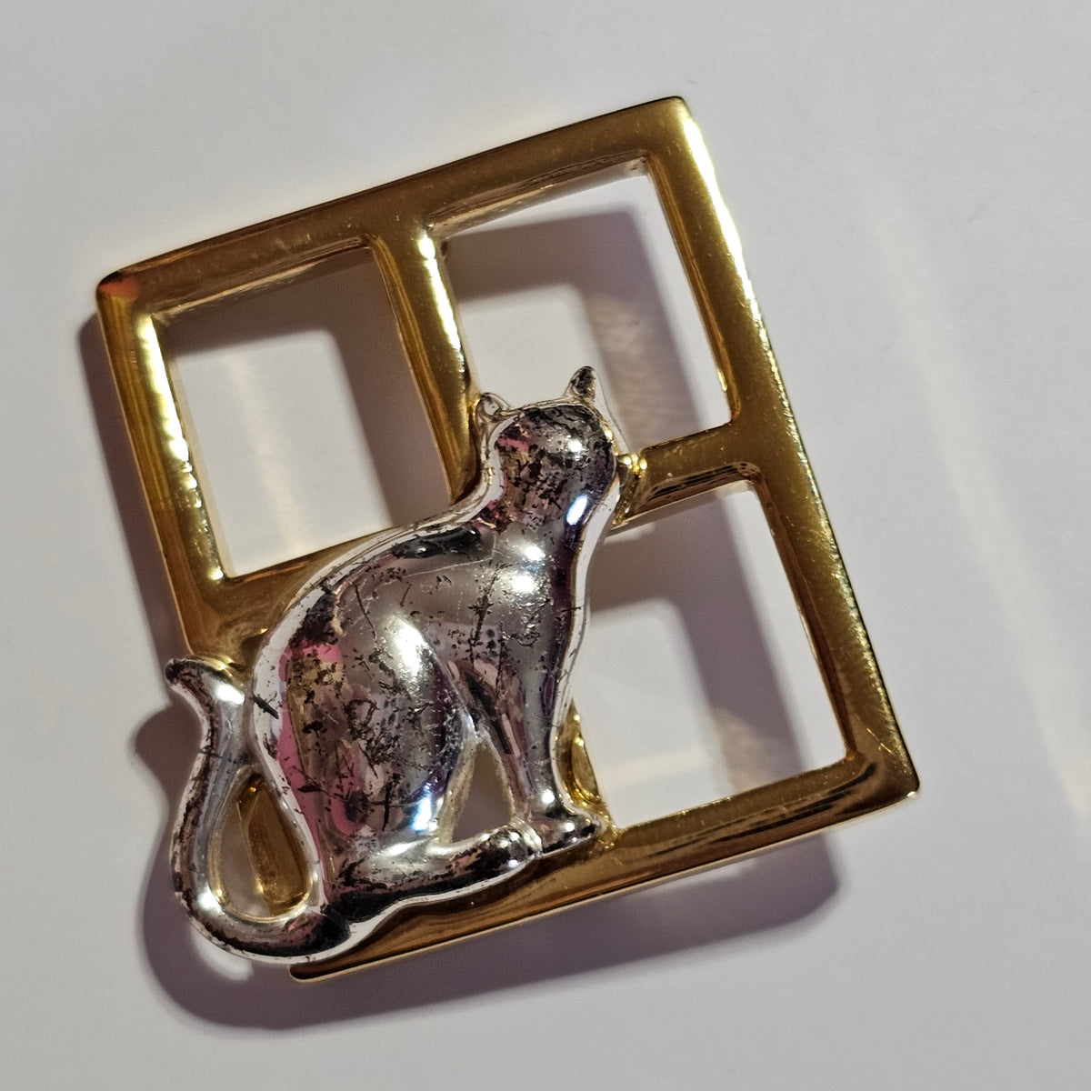 Two Tone Metal Brooch Cat Looking Out Windows