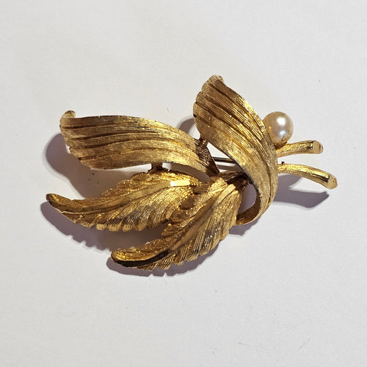 Gold-tone Textured Leaf Ribbon Faux Pearl Vintage Brooch Signed BSK