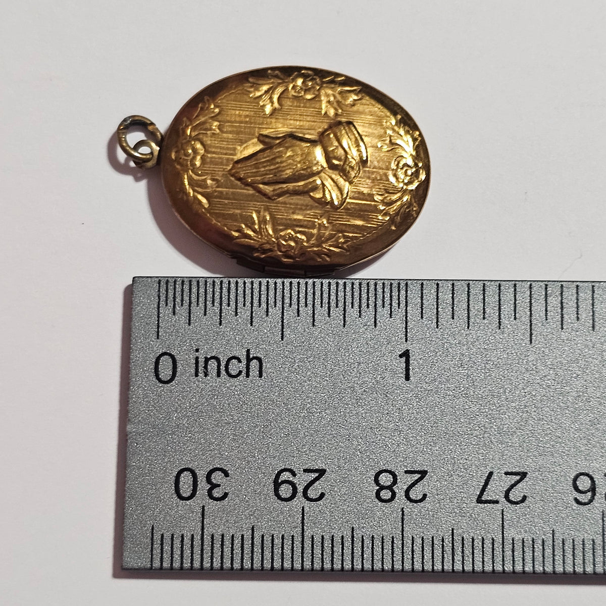 Engraved Floral Praying Hands Religious Oval Brass Locket Pendant Vintage