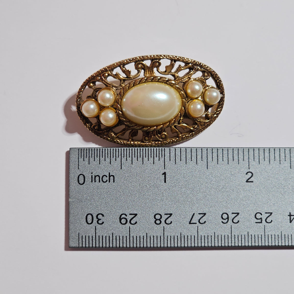 Faux Pearl Gold-tone Filigree Oval Brooch Pin Vintage Signed Paquette