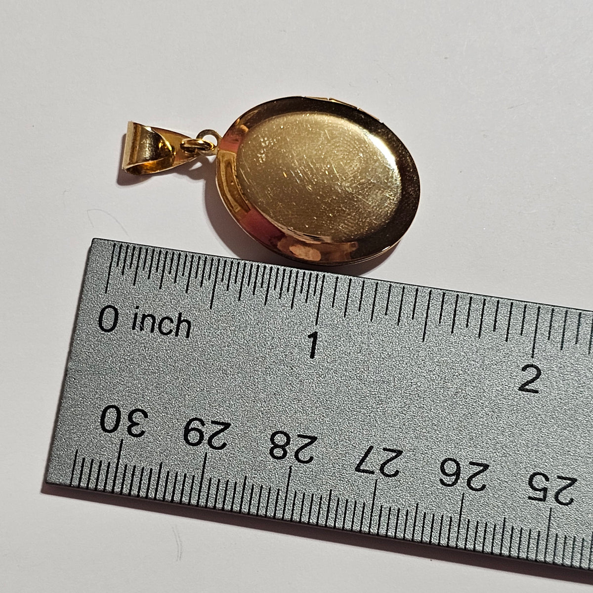 Rose Bouquet Design Gold-tone Locket Pendant Vintage