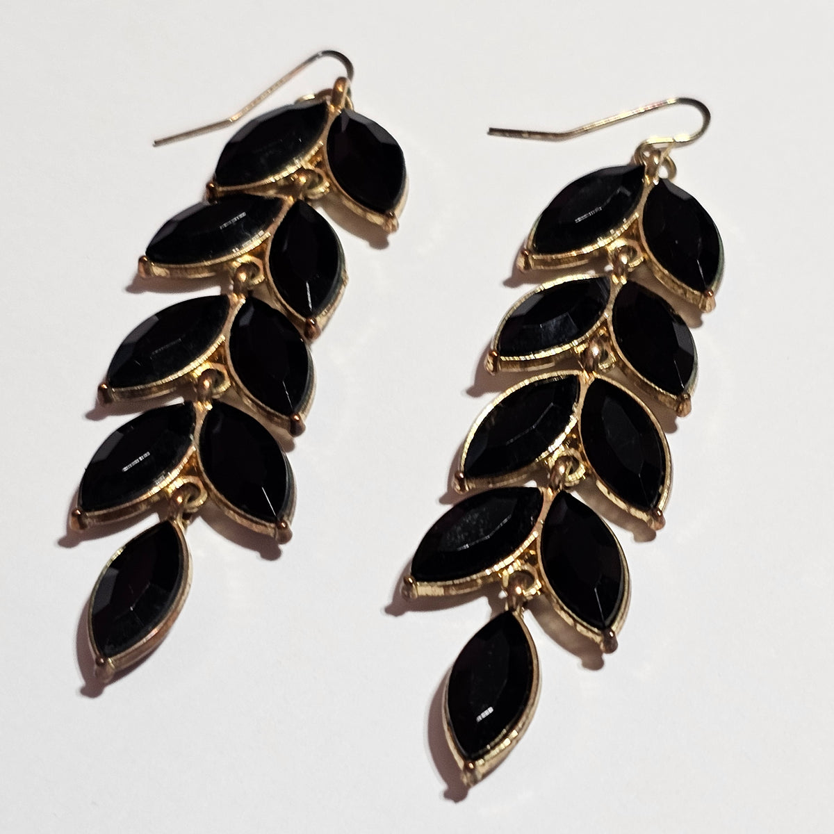 Black Rhinestone Leaf Gold-tone Dangle Pierced Earrings Vintage Gorgeous Unique
