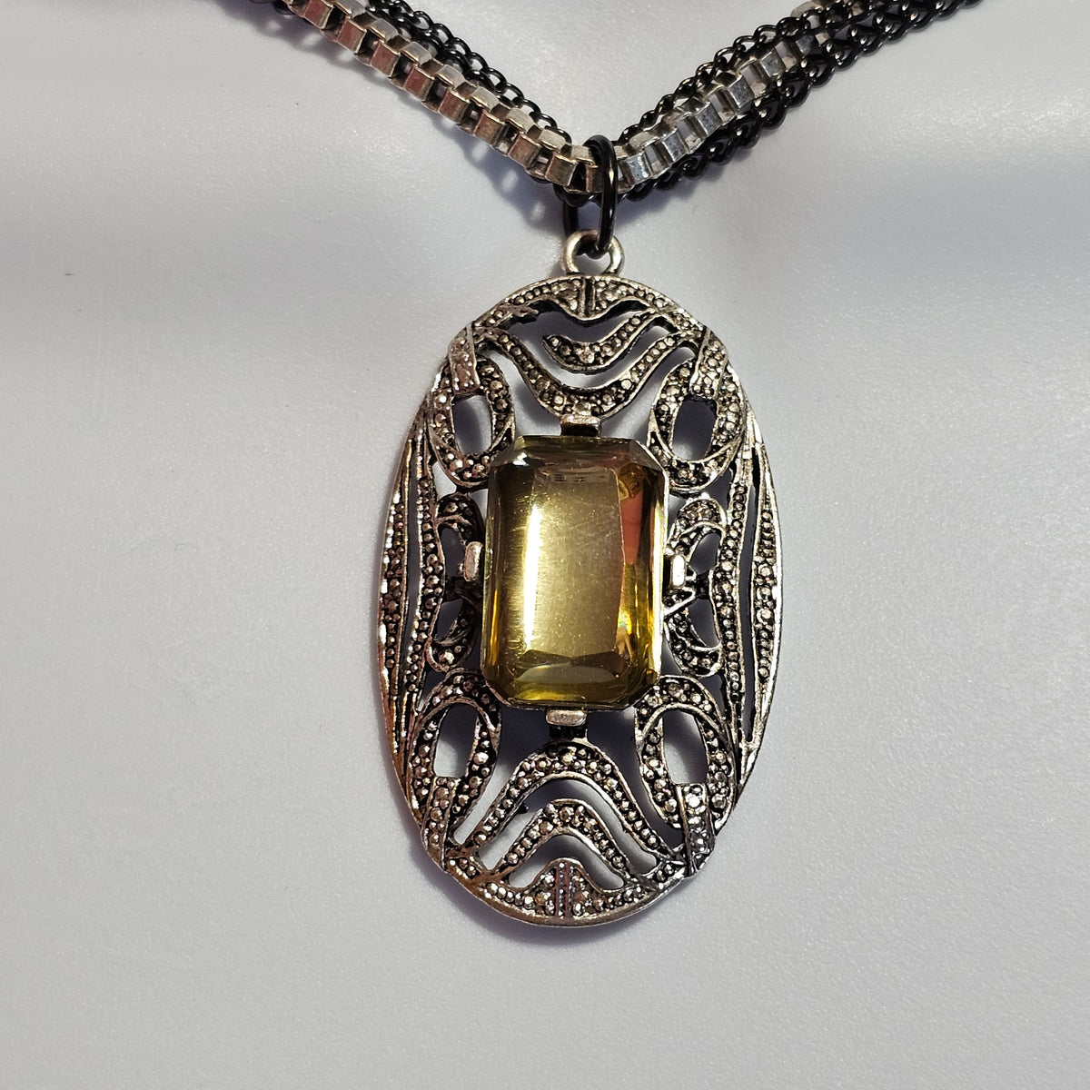 Gorgeous Vintage Style Goth Pendant Chain Necklace Dark Romance