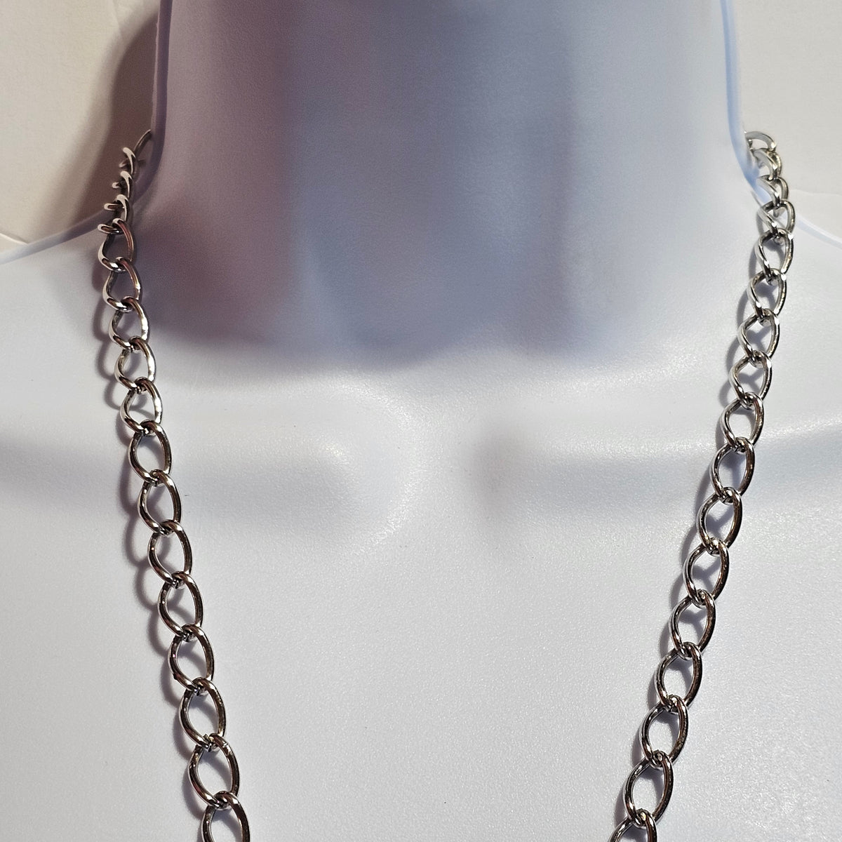 Huge Ornate Design Silver-tone Vintage Avon Pendant Chain Necklace