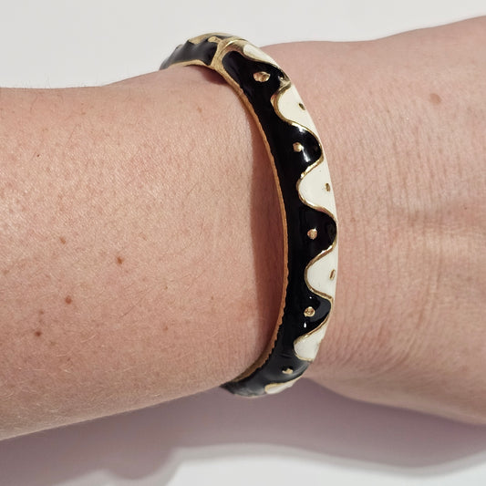 Swirl Black White Enamel Hinged Bangle Bracelet