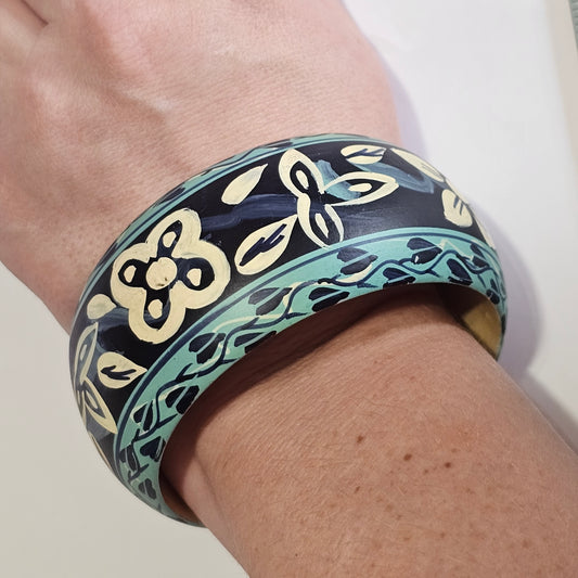 Painted Wood Lacquer Floral Chunky Thick Wide Bangle Bracelet Blue Vintage