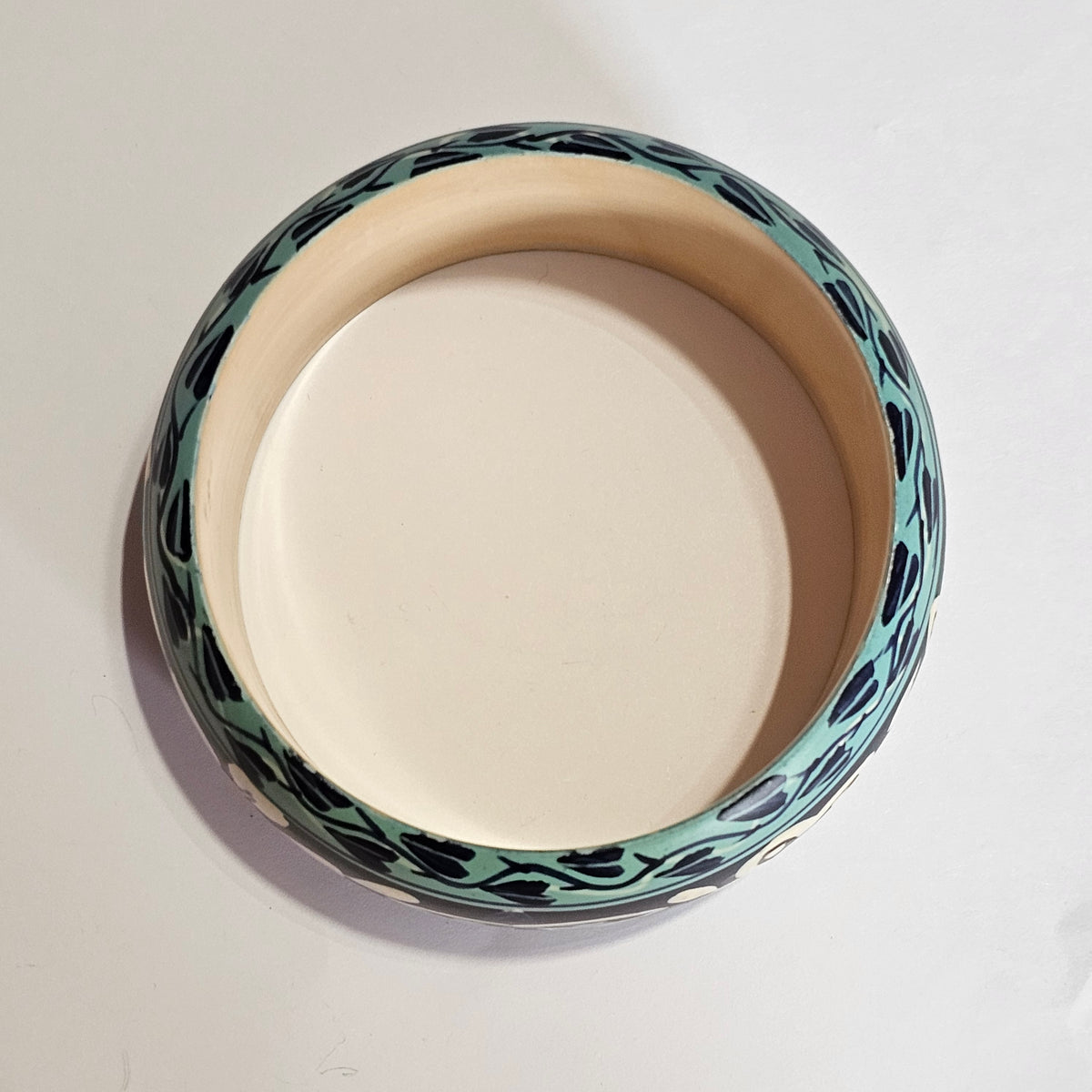 Painted Wood Lacquer Floral Chunky Thick Wide Bangle Bracelet Blue Vintage