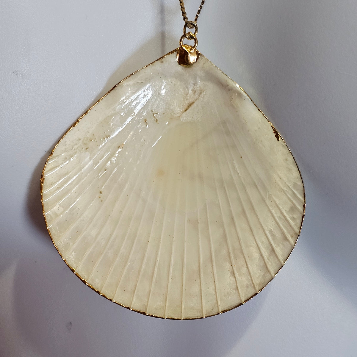 Cloisenne Floral Real Natural Shell Pendant Chain Necklace Vintage 70s