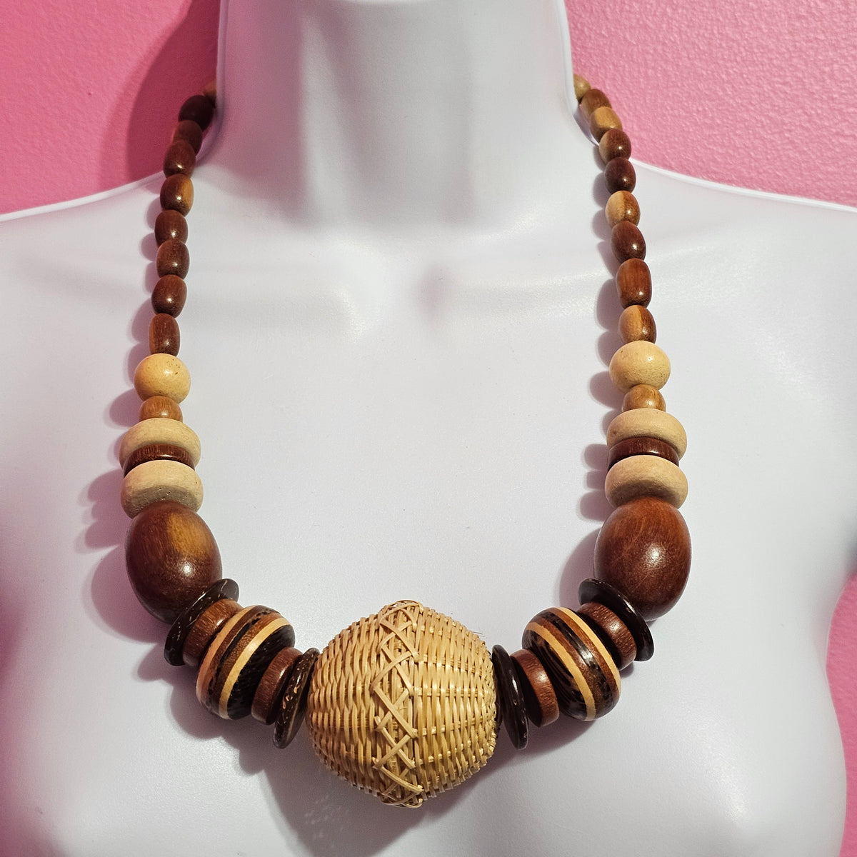 Chunky Wooden Wicker Beaded Bohemian Necklace Vintage Brown Statement
