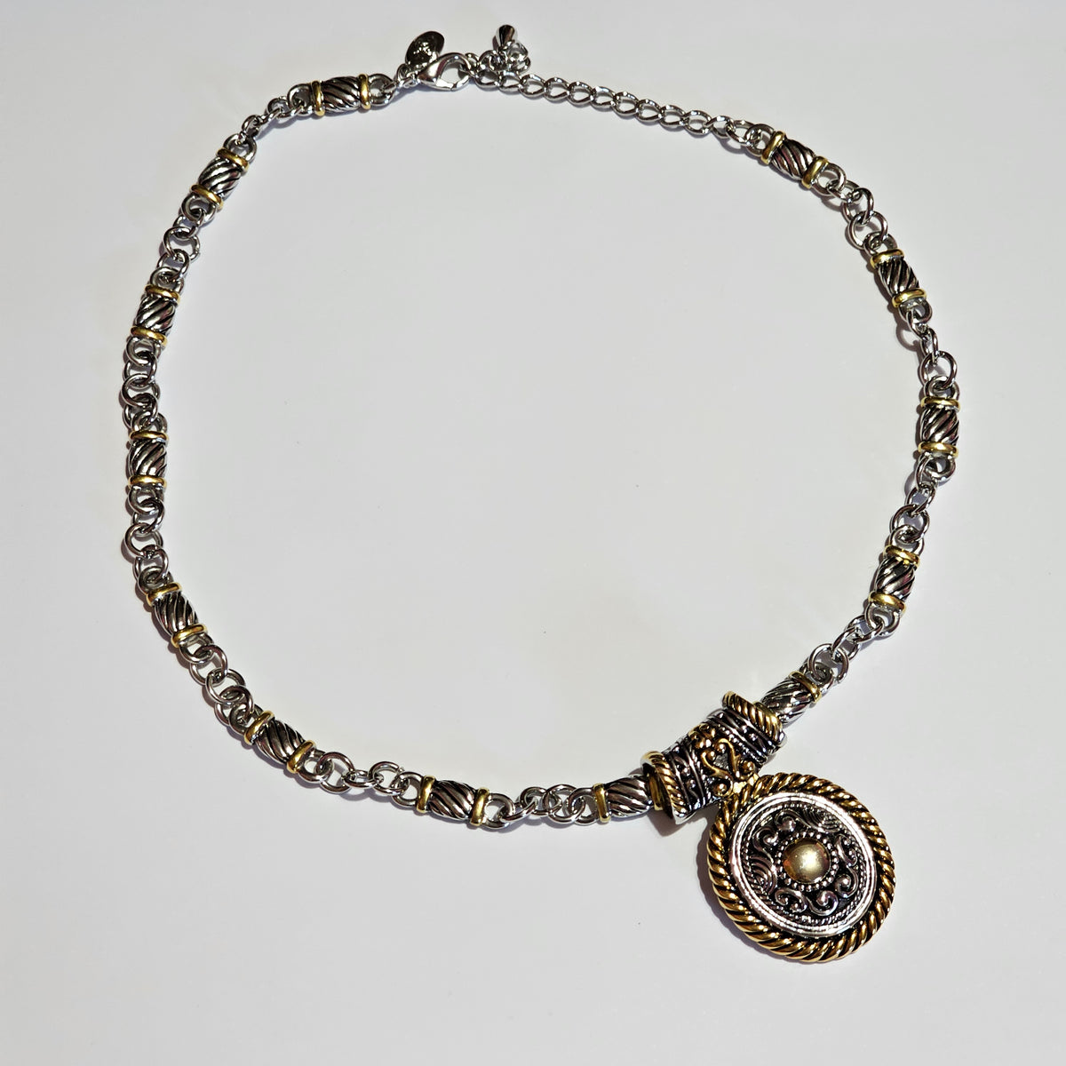Two-tone Silver Gold Plated Bali Intricate Design Pendant Chain Necklace Vintage Signed Premier Designs